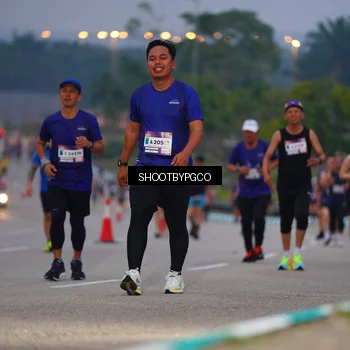 Runner Photo 7403200