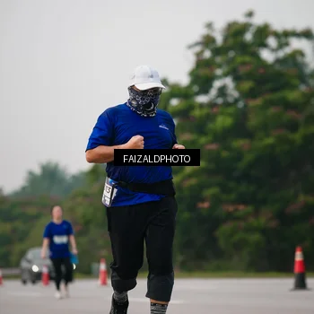Runner Photo 7403218