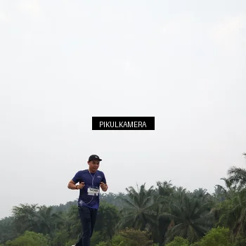Runner Photo 7403219