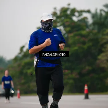 Runner Photo 7403223