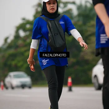 Runner Photo 7403264
