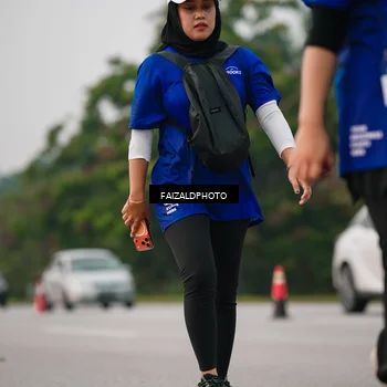 Runner Photo 7403272