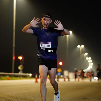 Runner Photo 7403284