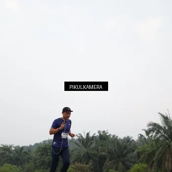 Runner Photo 7403295