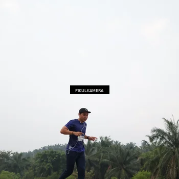 Runner Photo 7403320