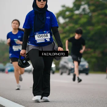 Runner Photo 7403350