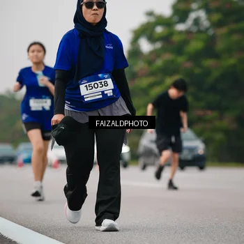 Runner Photo 7403363
