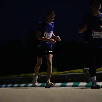 Runner Photo 7403386