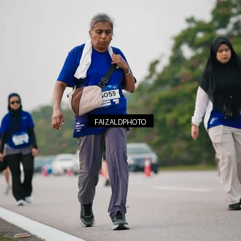 Runner Photo 7403405