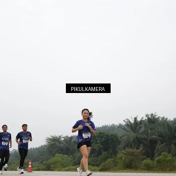 Runner Photo 7403426