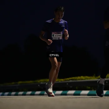 Runner Photo 7403487