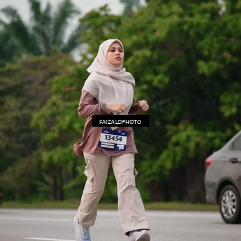 Runner Photo 7403488