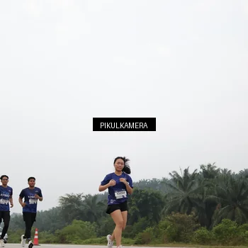 Runner Photo 7403508