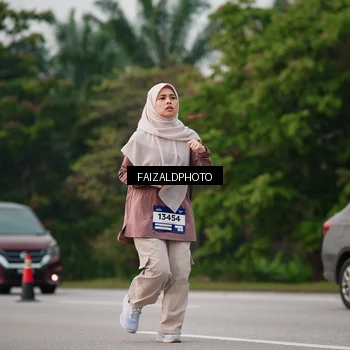 Runner Photo 7403525
