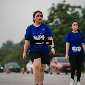 Runner Photo 7403553