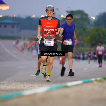 Runner Photo 7403594