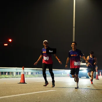 Runner Photo 7403596