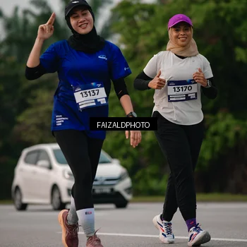 Runner Photo 7403605