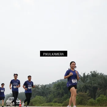 Runner Photo 7403632