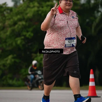 Runner Photo 7403636