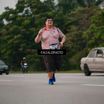 Runner Photo 7403665