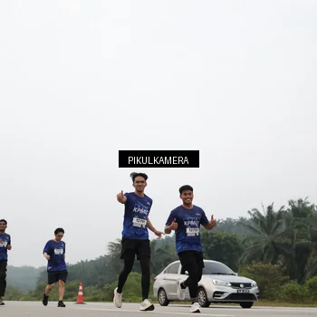 Runner Photo 7403672