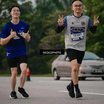 Runner Photo 7403707