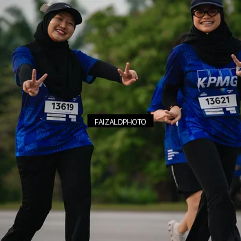 Runner Photo 7403719