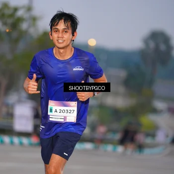Runner Photo 7403722