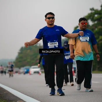 Runner Photo 7403759