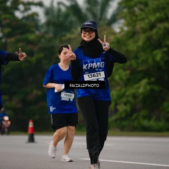 Runner Photo 7403766