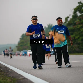 Runner Photo 7403780