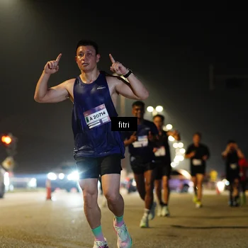Runner Photo 7403795