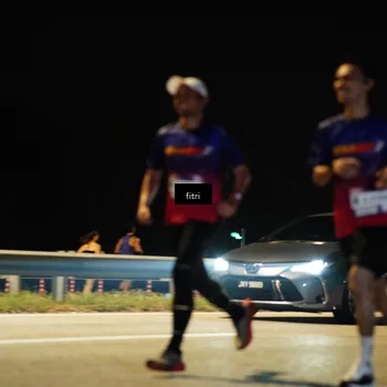 Runner Photo 7403813