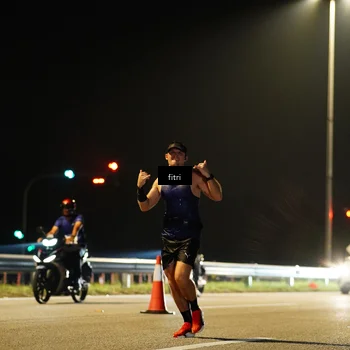 Runner Photo 7403817