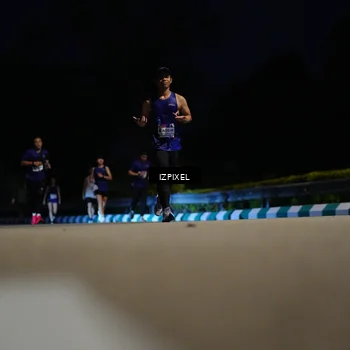 Runner Photo 7403834