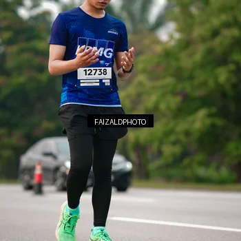 Runner Photo 7403857