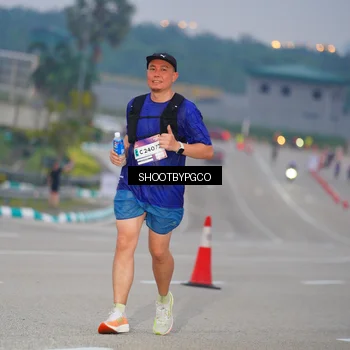 Runner Photo 7403901