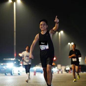 Runner Photo 7403906