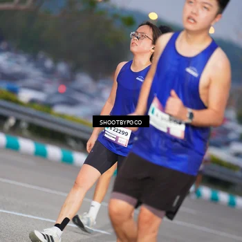 Runner Photo 7403945