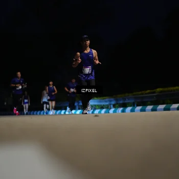 Runner Photo 7403948