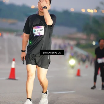 Runner Photo 7403962