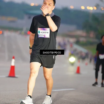 Runner Photo 7403971