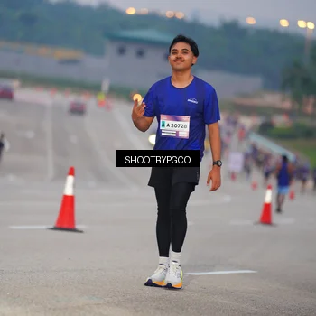 Runner Photo 7404000