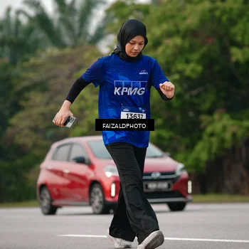 Runner Photo 7404024