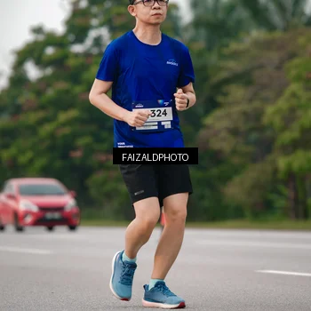 Runner Photo 7404029