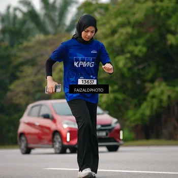 Runner Photo 7404036