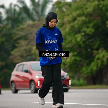 Runner Photo 7404048