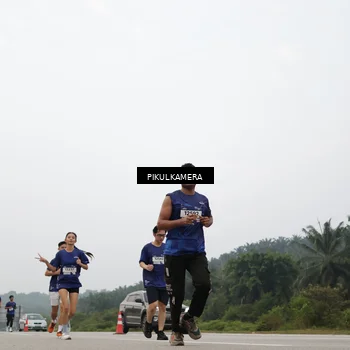 Runner Photo 7404063