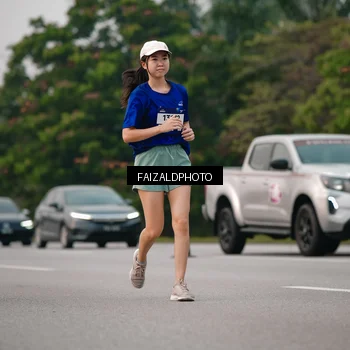 Runner Photo 7404071